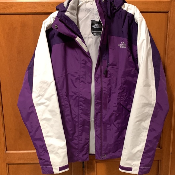The North Face Hyvent 2-1 Winter Jacket - Picture 4 of 13